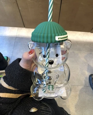∮ Taza de oso barista Starbucks 2026 edición limitada taza de vidrio regalo de Navidad Foto 1 de 4