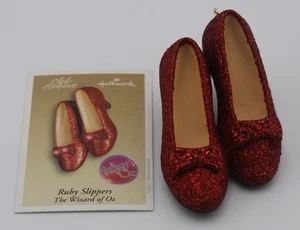 Hallmark Keepsake - "RUBIN HAUSSCHUHE" 2005 Zauberer von Oz Ornament CLUB EXKLUSIV - Bild 1 von 3