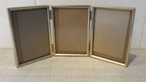 Vintage 5.0”x3.5” Tri-fold Embossed Metal Folding Hinged Photo Picture Frame EUC - Picture 1 of 10