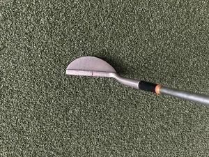 Vintage Golf Putter – Unique Blade Design – 33” – Golf Pride Grip - Picture 1 of 8