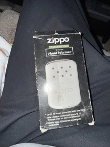 Vintage Zippo Outdoors Deluxe Handwärmer & Etui #40182 Neu unbenutzt - Bild 1 von 1