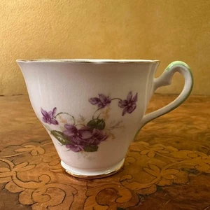 Vintage Salisbury Violets Print Demitasse Coffee Cup - Imagen 1 de 5