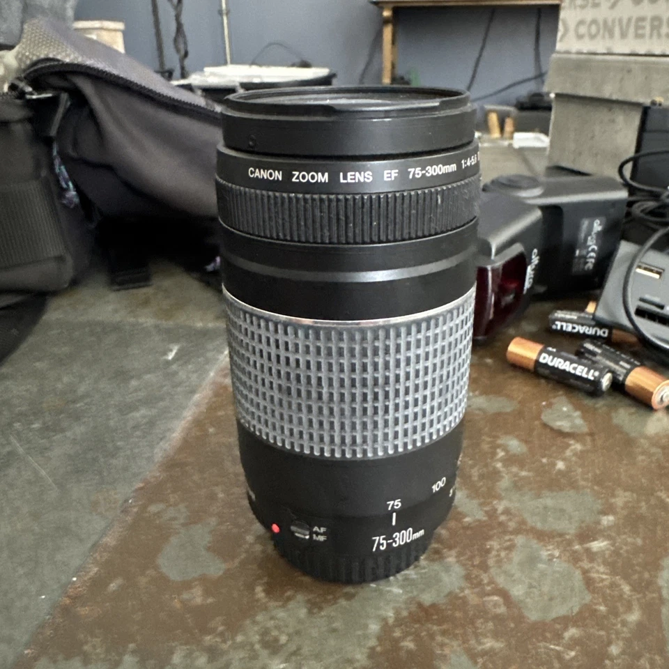 Canon EF 75-300mm f/4-5.6 III Telephoto Zoom Lens - Image 1 of 3