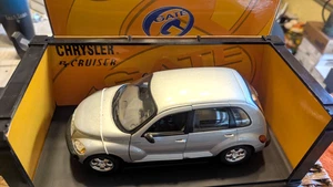 GATE 1:18 SCALE CHRYSLER PT CRUISER - PRE-OWNED, EXC. COND! - Picture 1 of 4