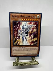 YuGiOh TCG Silent Magician LV8 LDK2-DEY13 Konami Karte - Bild 1 von 4