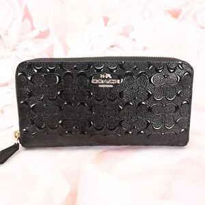 Coach Women's Accordian Zip Around Clutch Wallet Large Black Patent Leather