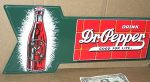 DR PEPPER - Good For Life ! - TEXAS DRINK - Date '93 BIG ARROW SHAPED - Old Sign - Picture 1 of 12