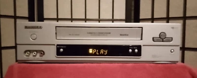 Daewoo SV-737 ohne FB,  VHS 6-Kopf Videorecorder Hi-Fi Stereo - Bild 1 von 4
