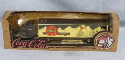 Ertl Coca Cola Always Cool Freightliner Semi &Trailer Diecast in Box - Image 1 of 4
