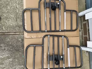 Rieles de seguridad eléctricos para cama de cuidado del hogar Medline con abrazaderas - Imagen 1 de 15