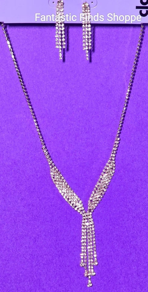 Conjunto de collar y pendientes colgantes de diamantes de imitación de oro rosa con cuello en Y NOC Foto 1 de 1