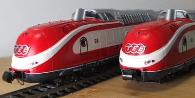 Roco 43013 Spur HO VT 11,5 T-Stück 4 Wagen Set DR Max Liebermann - Bild 1 von 4