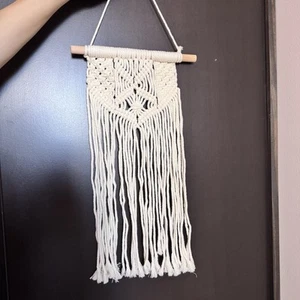 Appendiabiti da parete in macramè boho hippie cremoso filato spesso nuovo 7” con 25” - Foto 1 di 5