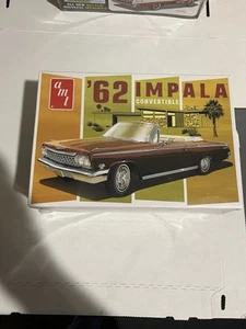AMT 1/25 Scale 1962 Chevy Impala Convertible Plastic Model Kit AMT1335 - NEU - Bild 1 von 2