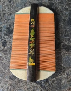 Peine de pelo chino hecho de bambú, hueso o cuerno pintado a mano  - Imagen 1 de 5