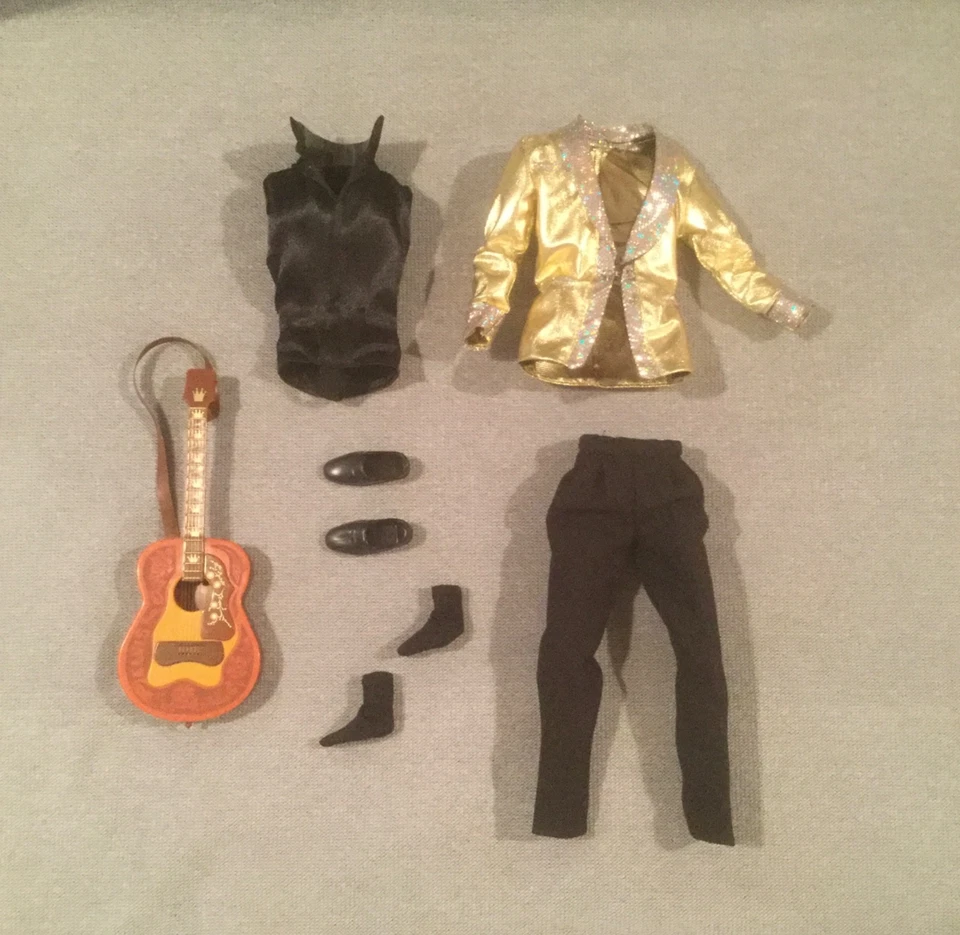 BARBIE Loves ELVIS Live on Stage Collectors Edition 1996