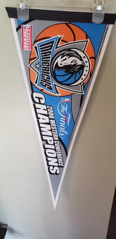 DALLAS MAVERICKS 2006 WESTERN CHAMPS BASKETBALL RETRO NBA FELT PENNANT 7/8/22 Cover