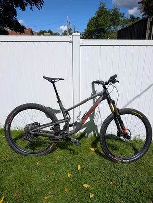 Custom Santa Cruz Tallboy XL Aluminum in Flat Dark Earth - Image 1 of 4