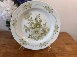 Royal Staffordshire Luncheon Plate – Hathaway Ironstone by J&G Meakin England - Picture 1 of 3