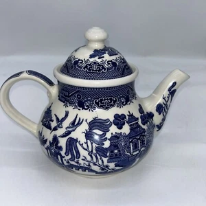 Tetera de colección Churchill Staffordshire Inglaterra georgiana azul sauce China  - Imagen 1 de 7