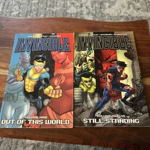 invincible tpb lot volume nine and 12 - Picture 1 of 9