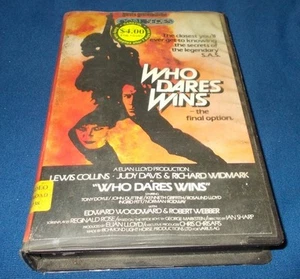 WHO DARES WINS VHS PAL OPAL SERIES JUDY DAVIS LEWIS COLLINS 1982 - Bild 1 von 3