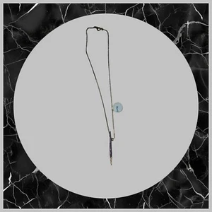 Vintage Zayre Jeweler Tag Thin Gold Tone Necklace w/ Purple Fountain Pen Pendant - Picture 1 of 3