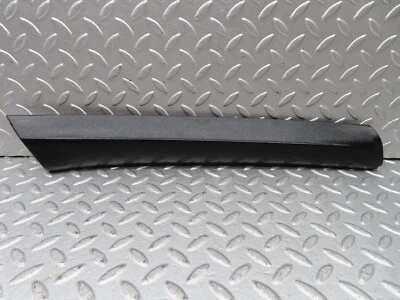 ⚙19057⚙ Mercedes-Benz W123 300D A Pillar Cover Right Side Black — 第 1/4 张图片