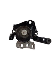 TOYOTA YARIS XP210 Motorhalter Motorlager Engine Holder Mount 1.5 85KW - Picture 1 of 4