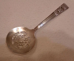 Oneida Community Plate CORONATION 1936 bonbon server from ODD FELLOWS LODGE - Picture 1 of 5