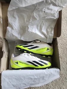 Adidas X Crazyfast .4 Jungen Fußballschuhe. Größe: 11/2. IE1588. Mit Originalkarton - Bild 1 von 8