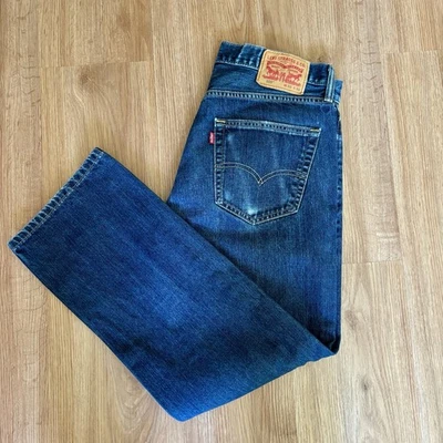 Levi's 559 расслабленный прямые штанины джинсы размер 33 x 30 подходит 32 x 28 синий джинсовой ткани - Изображение 1 из 4