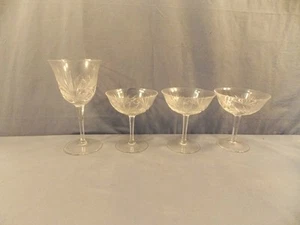 Gorham Crystal "Cherrywood Clear" 1 Wine and 3 Champagne - Imagen 1 de 5