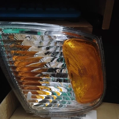 Conjunto de intermitente lateral de faro Ford Explorer Foto 1 de 3