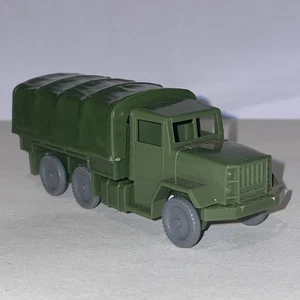 WWII GMC CARGO TRUCK built & painted - 1/72 scale - 74647 - Picture 1 of 9