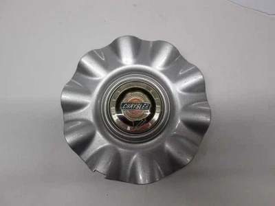 Chrysler Sebring 1998 tapa central 20088 203554 Foto 1 de 2