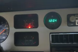1980 Toyota Celica Liftback GT - DASH QUARTZ DIGITAL TIME CLOCK OEM - Picture 1 of 9