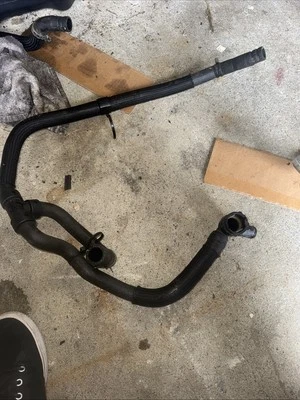 Шланг перелива охлаждающей жидкости двигателя Ford escape Escape DV6Z8075E - Изображение 1 из 4