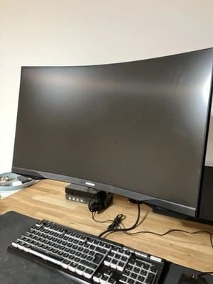 Samsung Odyssey G5 27 Zoll Monitor 1ms 144Hz LC27G54TQBUXEN - Bild 1 von 2