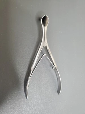 Espéculo nasal Viena Miltex 20-3 acero inoxidable 53/4" mediano hecho en Alemania  Foto 1 de 4