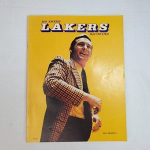 Los Angeles Lakers Illustrated Program (Lakers Vs Detroit) March 8, 1974 Vintage - Picture 1 of 12