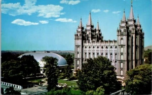 Postcard Temple Square Salt Lake City UT Mormon Temple - Picture 1 of 2