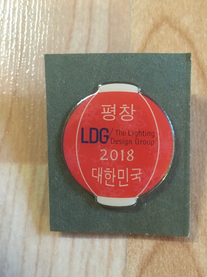 Prendedor Linterna Roja LDG Juegos Olímpicos PyeongChang 2018 raro nuevo Foto 1 de 1