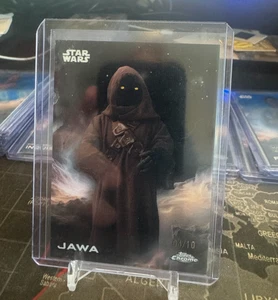 2025 Topps Chrome Star Wars Jawa Black Lava Refractor # /10 ! RARE - Picture 1 of 3