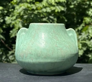 Vintage Brush McCoy Arts & Crafts Green Vellum Glazed Ear Handle Vase Jardiniere - Picture 1 of 23