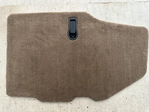 97-04 CORVETTE C5 COUPE RH COMPARTMENT COVER OAK 10402926 - Picture 1 of 5