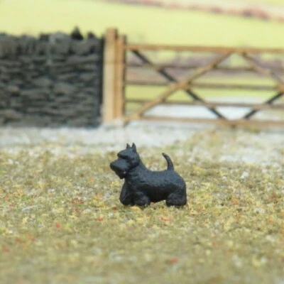 OSBORNS MODELS 3D OSB087 OO Gauge Figuren Scottish Terrier (bemalt) (X2)