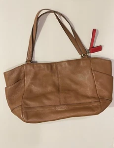 Bolso de hombro para mujer Coach de cuero marrón claro (bronceado oscuro) - Imagen 1 de 10