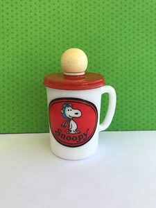 Avon - Vintage 1969 Snoopy Liquid Soap Dispenser Red Lid Milk Glass - Picture 1 of 4