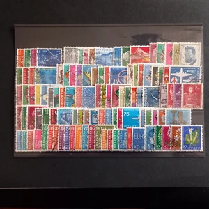 SVIZZERA 1952/1960 INSIEME DI N. 108 VALORI DEL PERIODO USATI - Bild 1 von 1